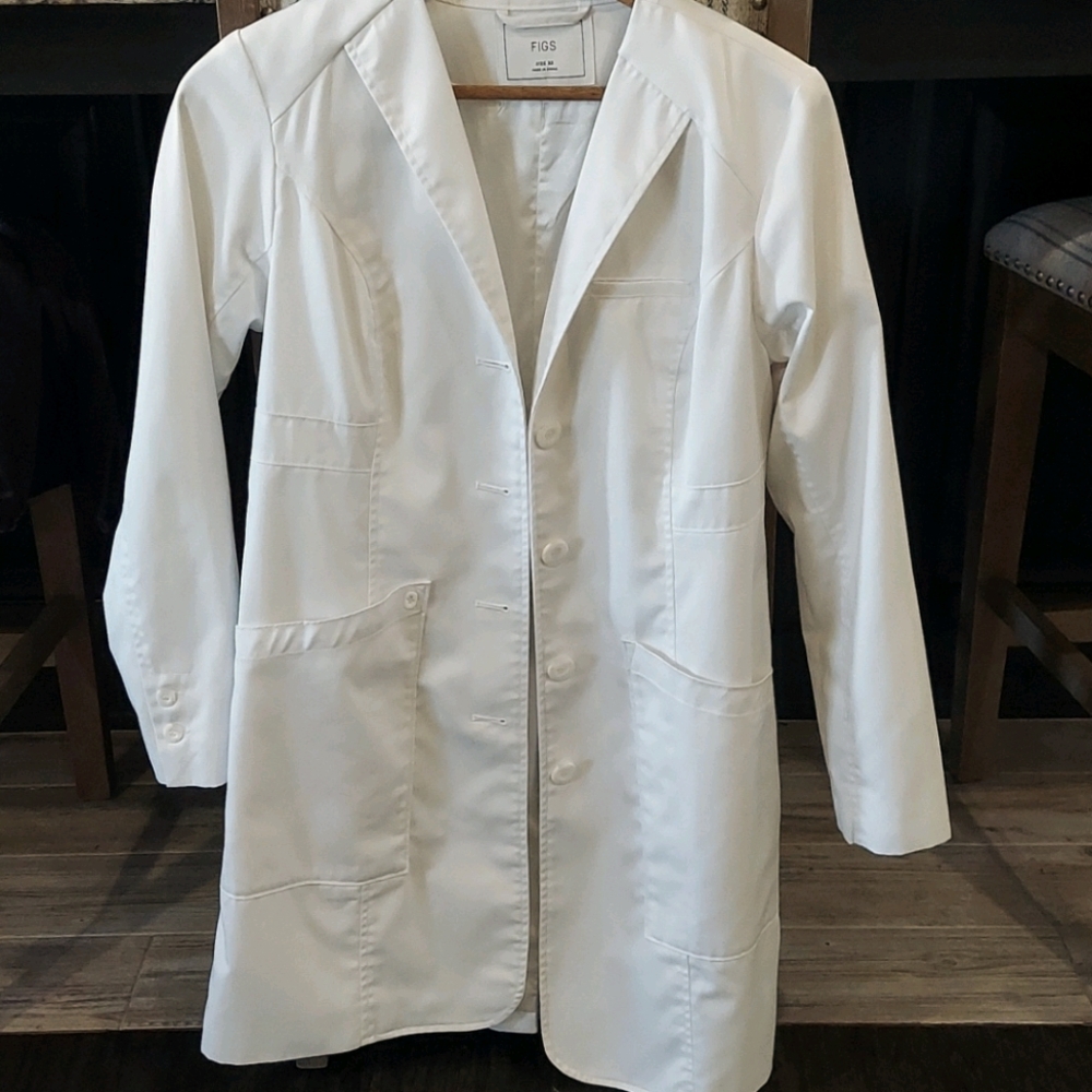 Stunning women's white coat